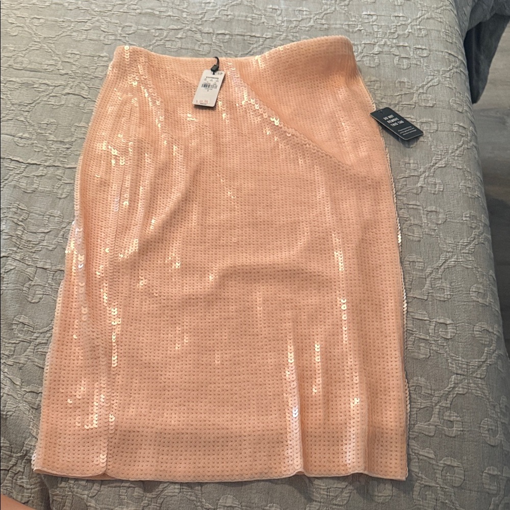 Elegant Peach Sequin Express Skirt